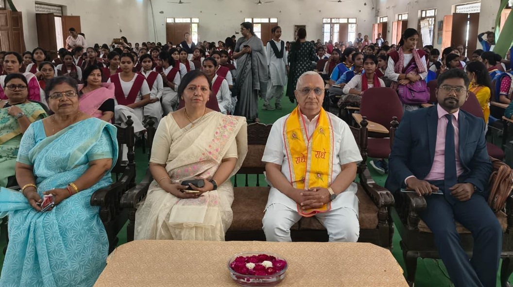 के.आर. गर्ल्स पी.जी. महाविद्यालय के समाजशास्त्र विभाग द्वारा USES & Challenges of Artificial Intelligence in the Field of Innovative Teaching & Learning विषय पर एक दिवसीय National Conference का आयोजन किया गया।  